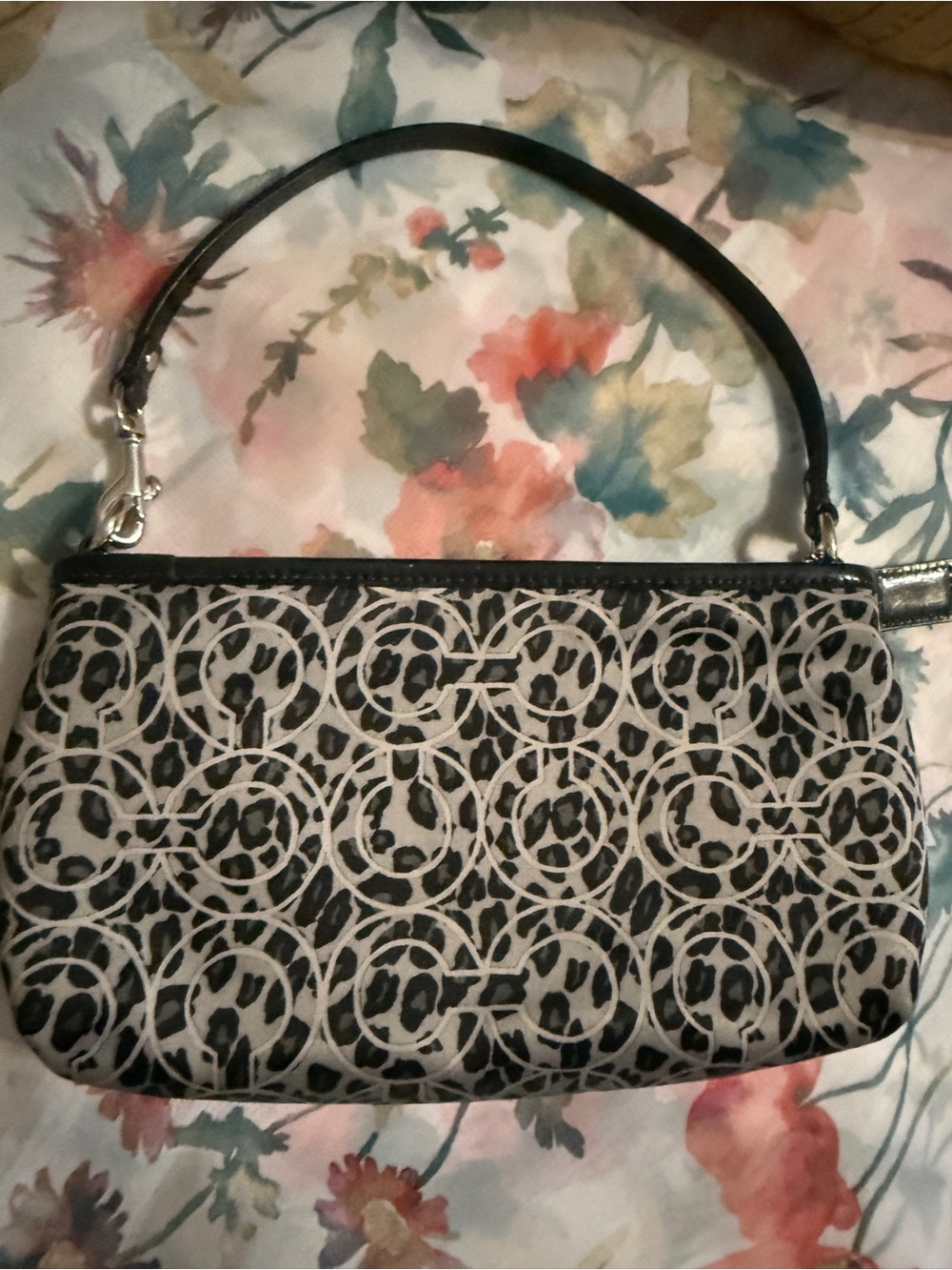 Coach Madison Ocelot Print Wristlet and Keychain ID Holder / Coin case preowned - Picture 7 of 16